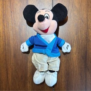Disney Cast Member Exclusive Mickey Mouse Bean Bag Plush Rare Vintage